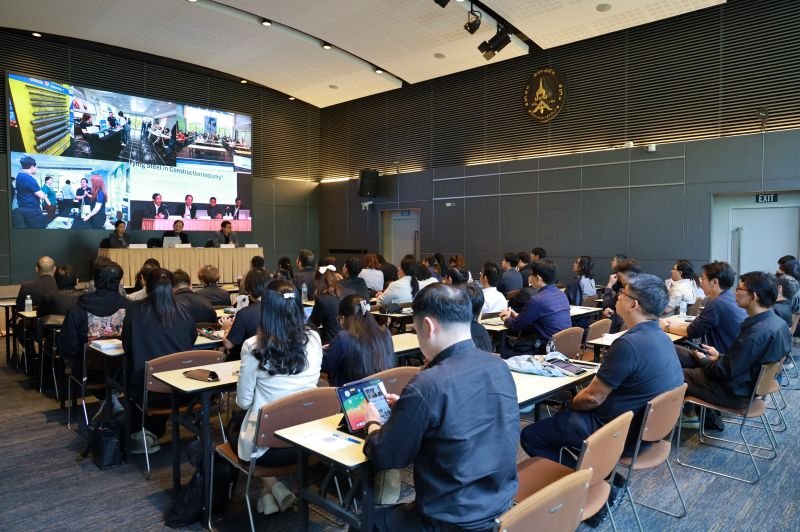 กลุ่มบริษัท จี เจ สตีล และจี สตีลจัดงานสัมมนา “การก่อสร้างอาคารคาร์บอนต่ำ”